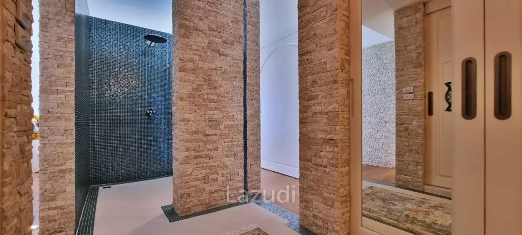 2 Bed 2 Bath 199 SQ.M Metro Jomtien Condotel