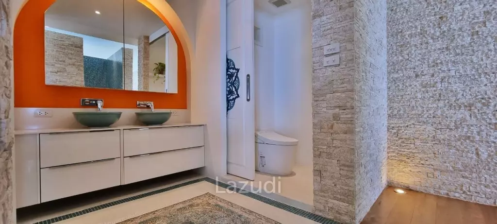 2 Bed 2 Bath 199 SQ.M Metro Jomtien Condotel