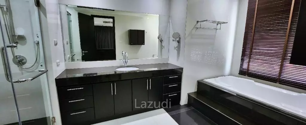 2 Bed 2 Bath 148 SQ.M La Royale Beach