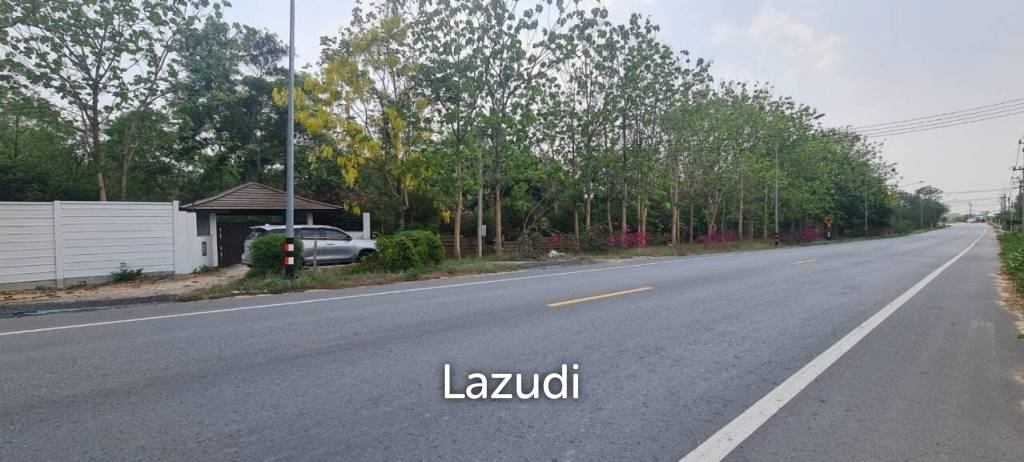 Great Land for Sale in Pong