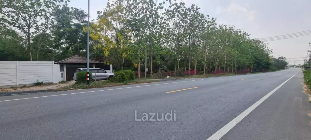 Great Land for Sale in Pong