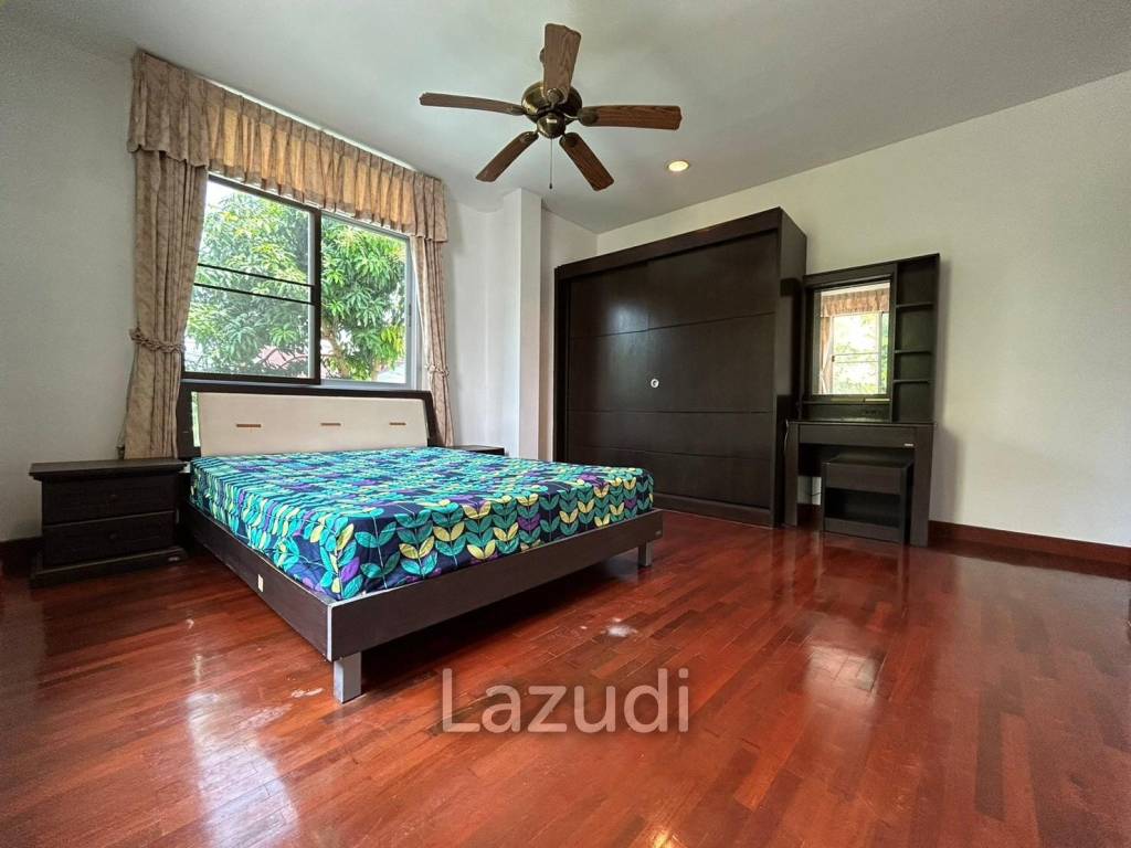 4Beds House in Wongamat for Rent