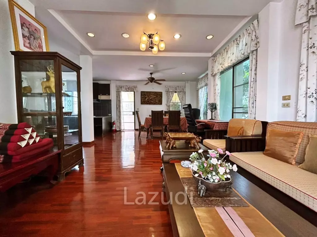 บ้าน 4 ห้องนอนในวงศ์อมาตย์ให้เช่า