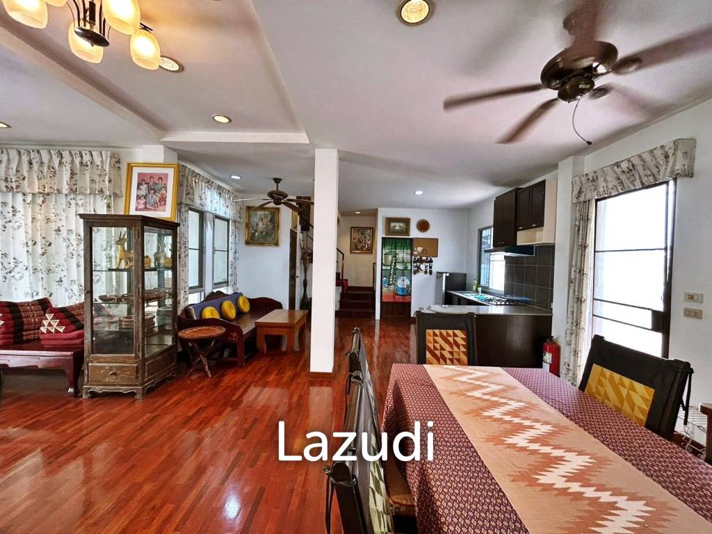บ้าน 4 ห้องนอนในวงศ์อมาตย์ให้เช่า