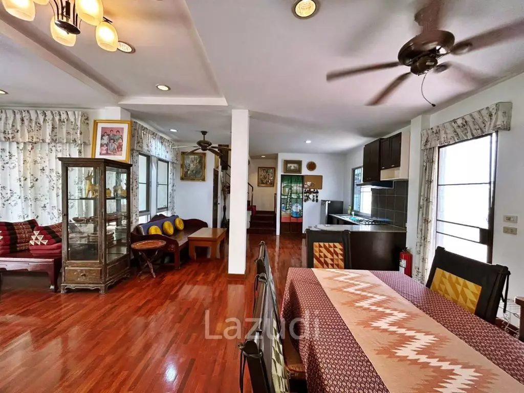 บ้าน 4 ห้องนอนในวงศ์อมาตย์ให้เช่า