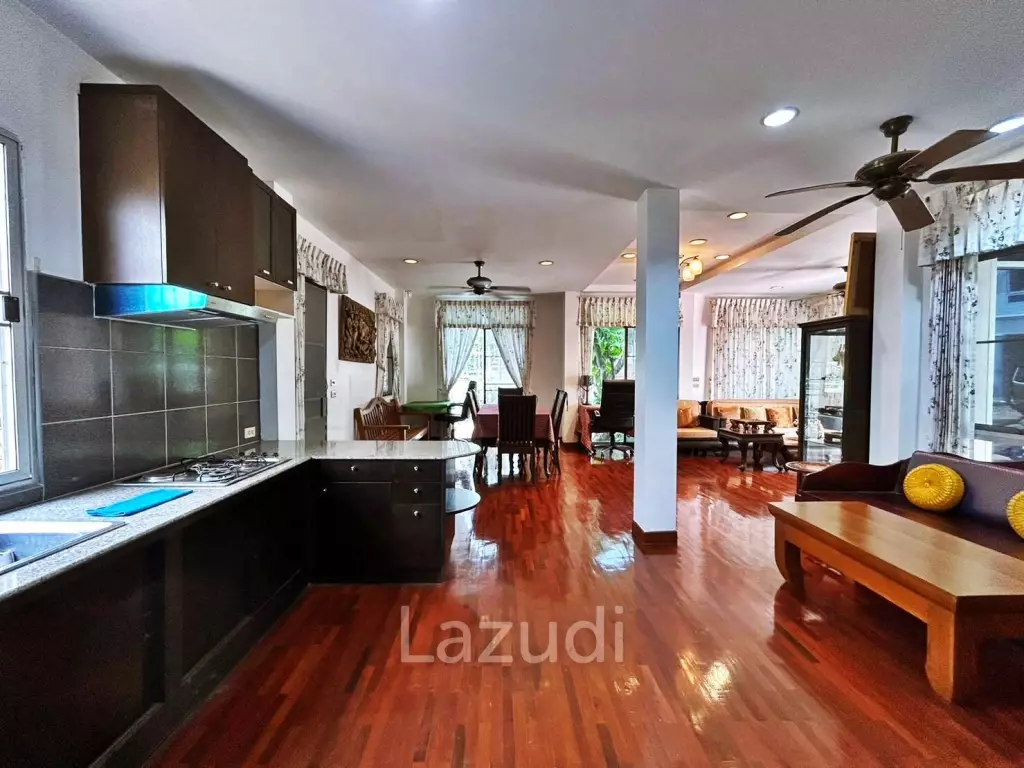 บ้าน 4 ห้องนอนในวงศ์อมาตย์ให้เช่า