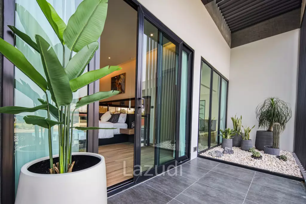 Luxury Private Pool House for Sale