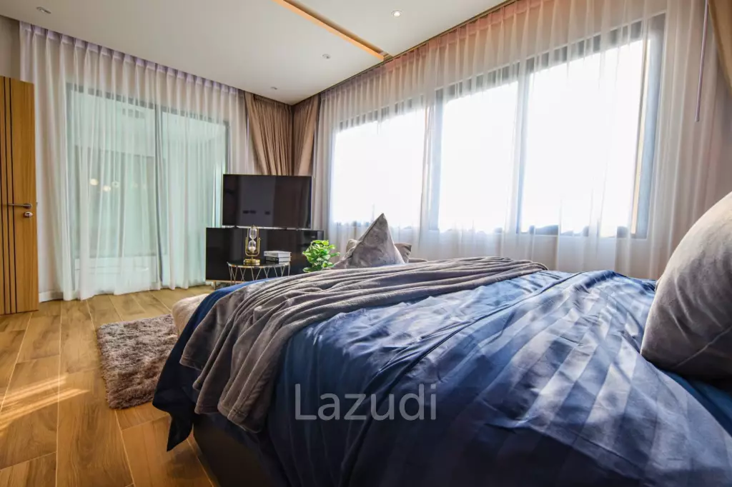 Luxury Private Pool House for Sale
