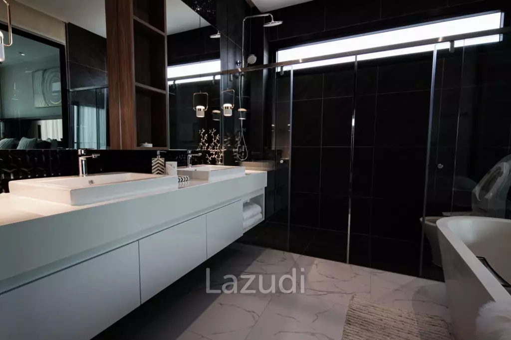 Luxury Private Pool House for Sale