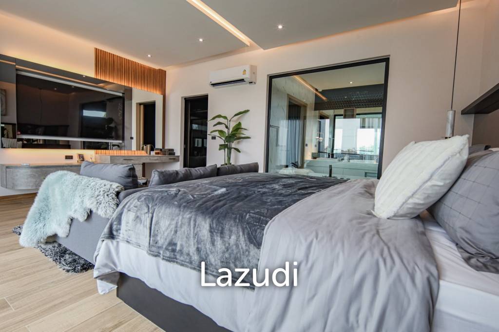 Luxury Private Pool House for Sale