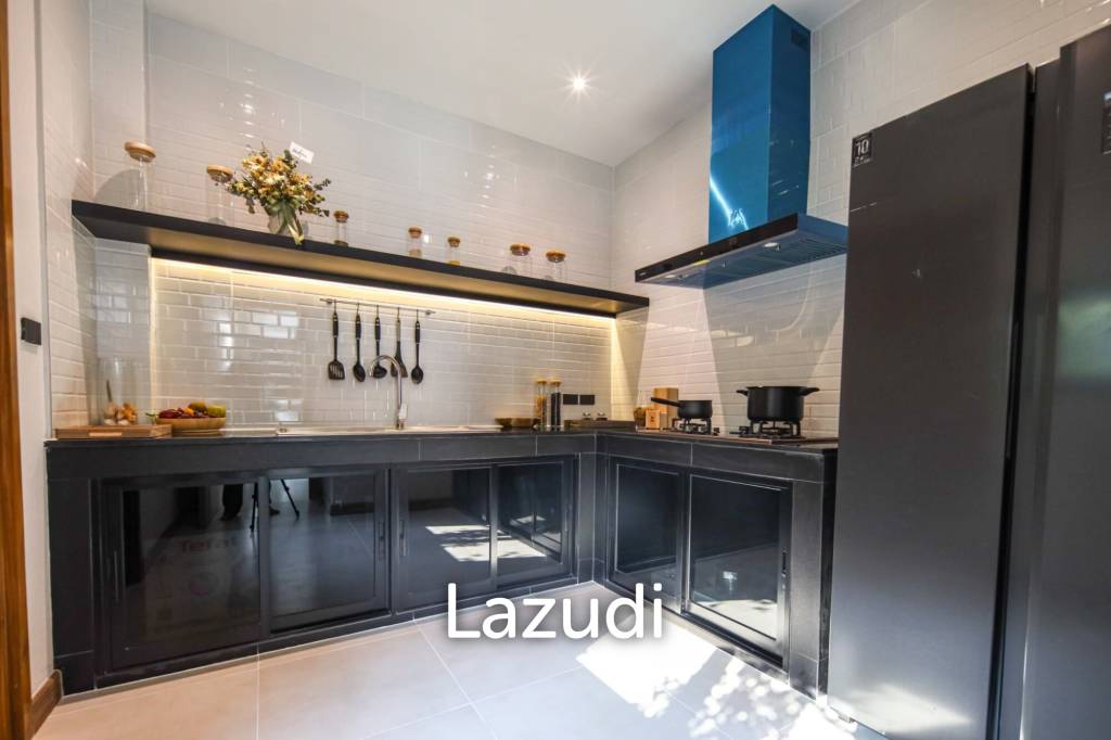 Luxury Private Pool House for Sale
