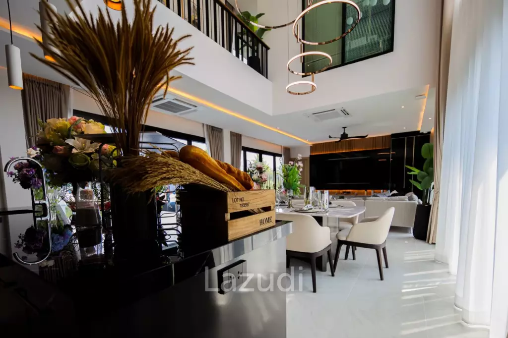 Luxury Private Pool House for Sale