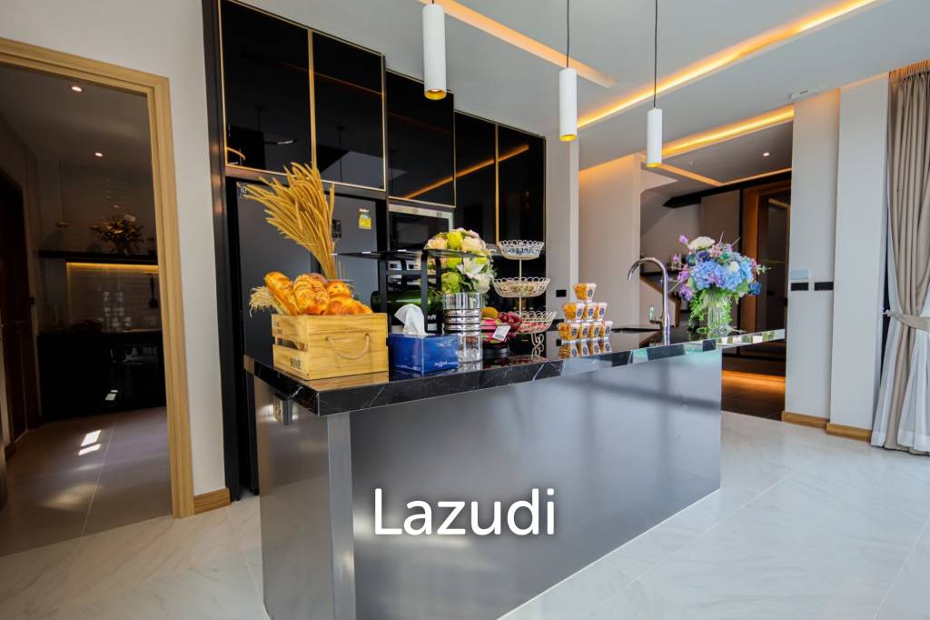 Luxury Private Pool House for Sale