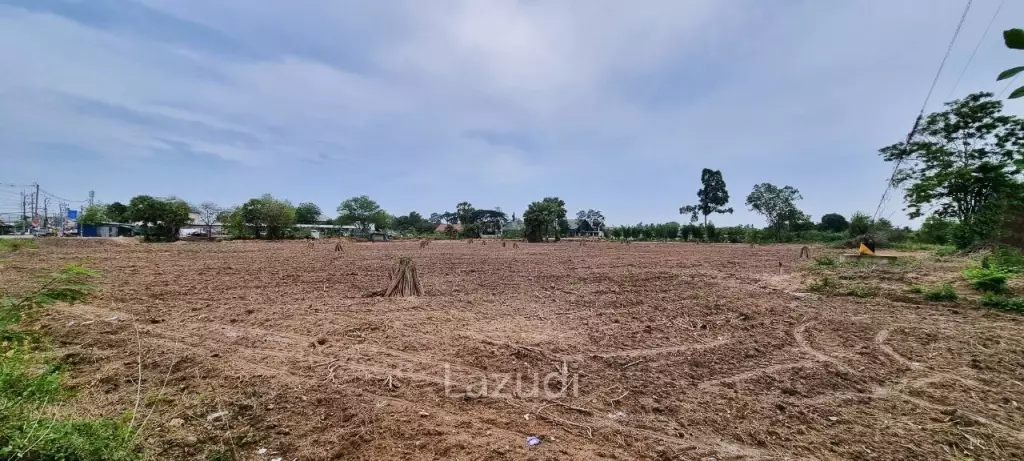 Large Land Plot for Sale in Huay Yai