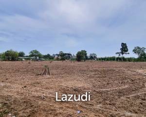 Large Land Plot for Sale in Huay Yai