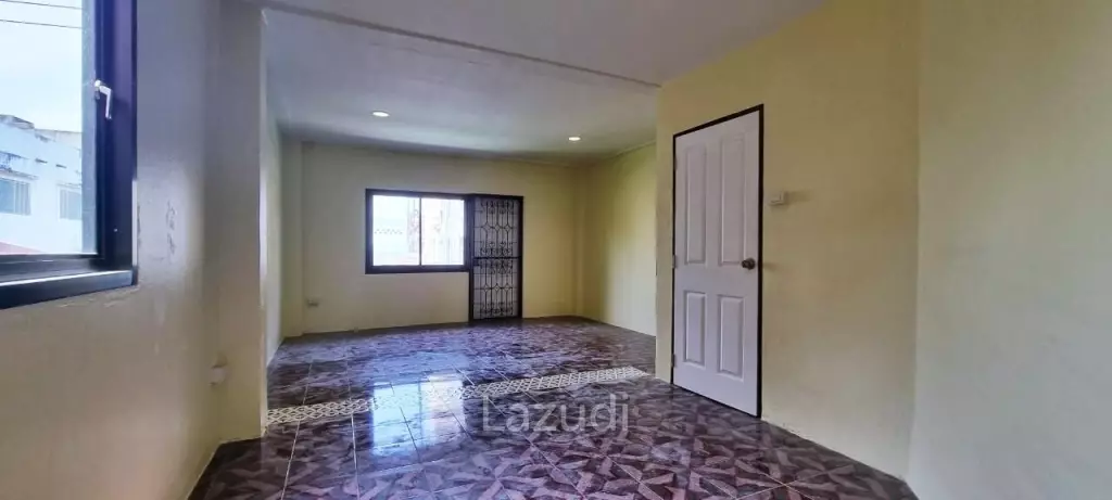 Commercial Building for Sale at Pattaya