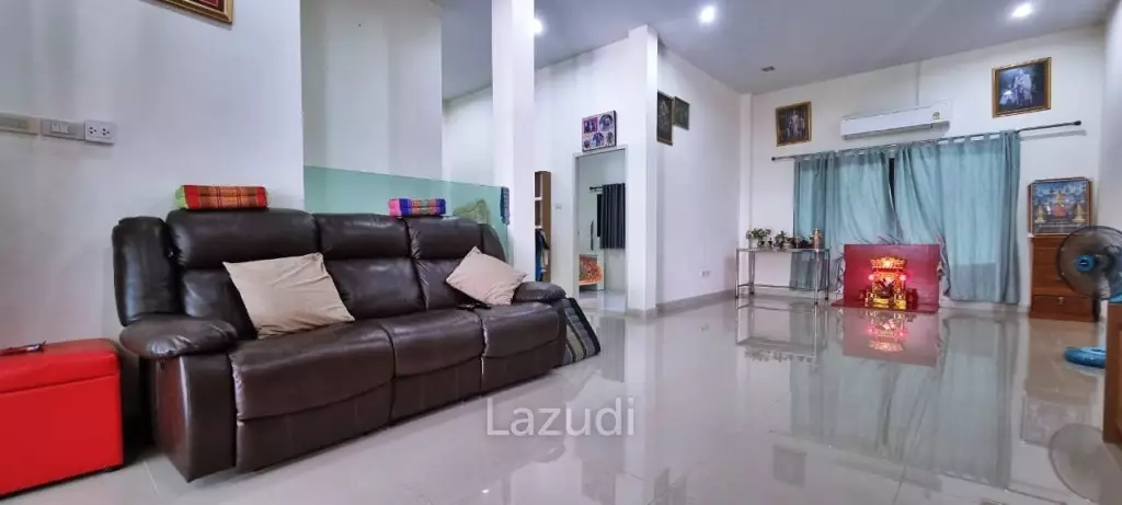 4 Bedrooms 250 SQ.M House in Sattahip