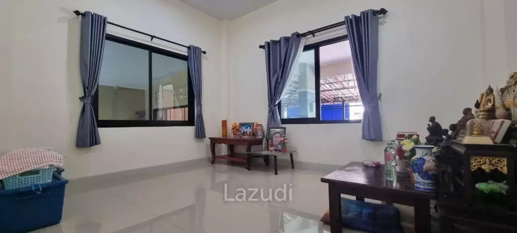 4 Bedrooms 250 SQ.M House in Sattahip