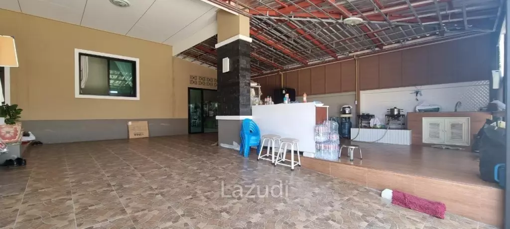 4 Bedrooms 250 SQ.M House in Sattahip