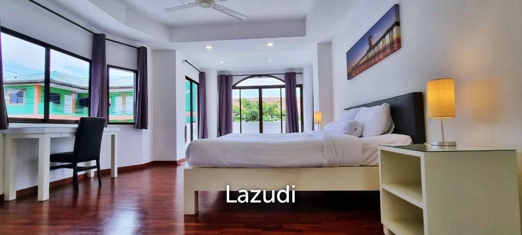 Private 6 Bedrooms House for Sale