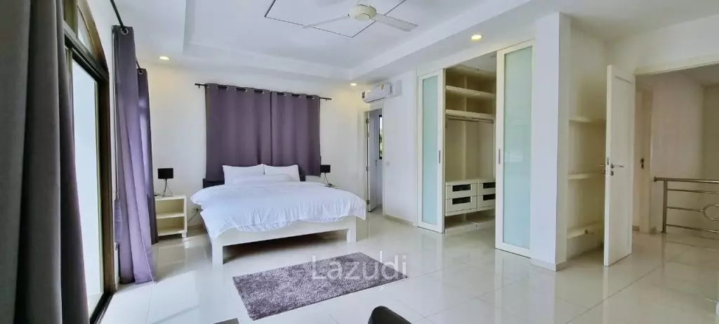 Private 6 Bedrooms House for Sale