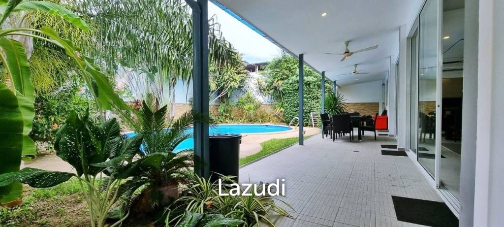Private 6 Bedrooms House for Sale