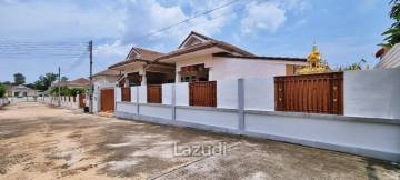 5Bedrooms House in Bangsaray for Sale
