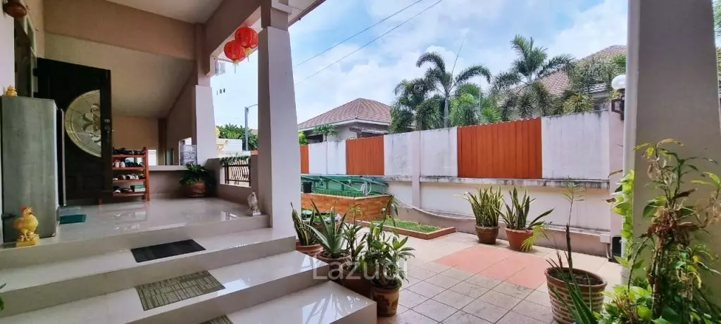 5Bedrooms House in Bangsaray for Sale