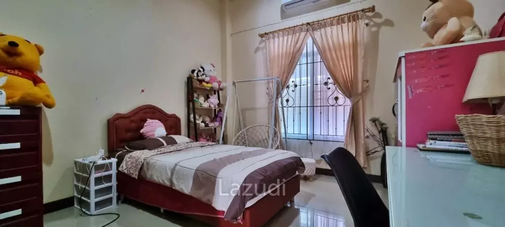 5Bedrooms House in Bangsaray for Sale