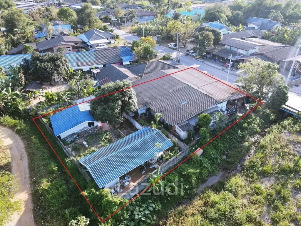 Building and Land for Sale at Huay Yai