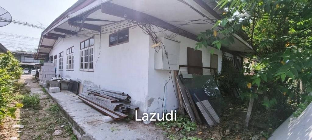 Building and Land for Sale at Huay Yai
