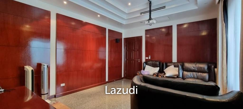 Wonderful 10 Bedrooms House for Sale
