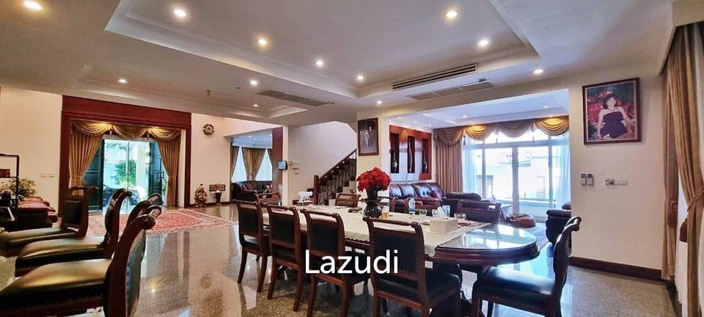 Wonderful 10 Bedrooms House for Sale
