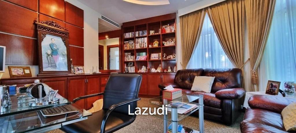 Wonderful 10 Bedrooms House for Sale