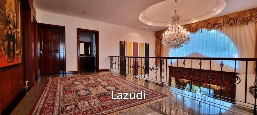 Wonderful 10 Bedrooms House for Sale