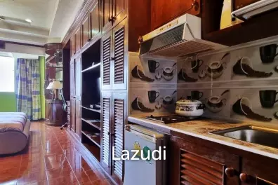 Studio 30 SQ.M at Thepthip Mansion