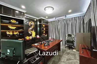 ขายบ้านส่วนตัวพร้อมสระว่ายน้ำ