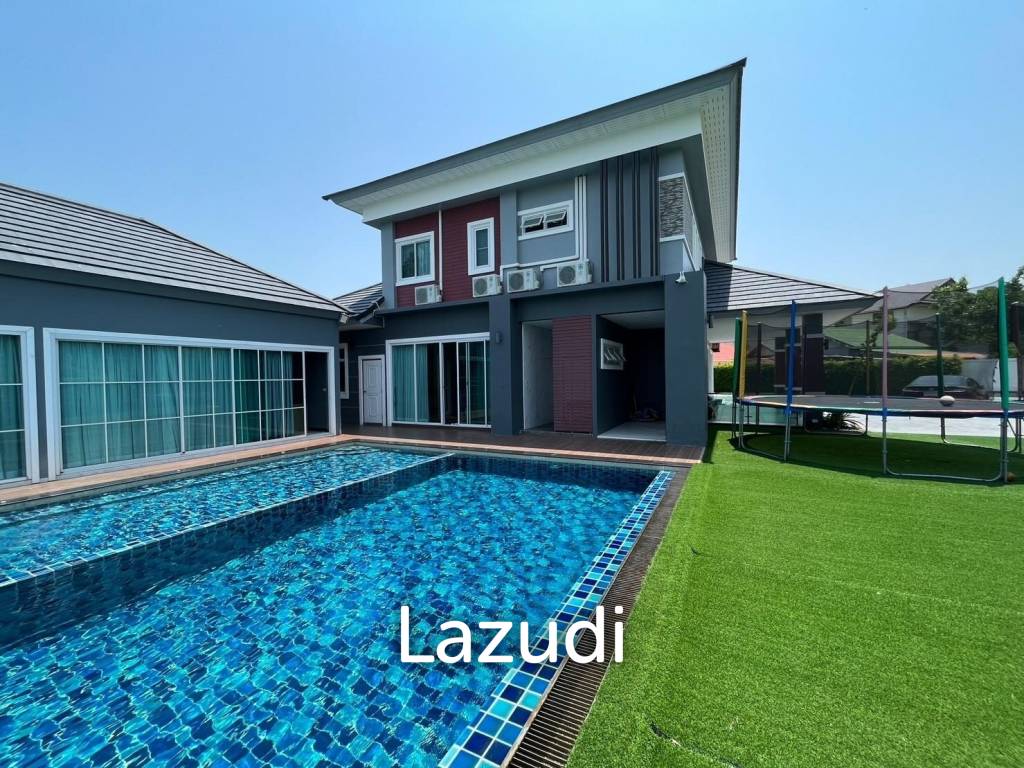 Private Home With Pool for Sale