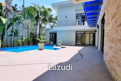 8 Bedrooms House at Khao Talo for Sale