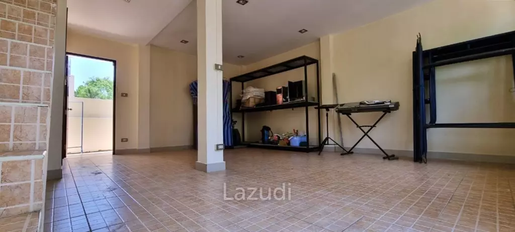 8 Bedrooms House at Khao Talo for Sale
