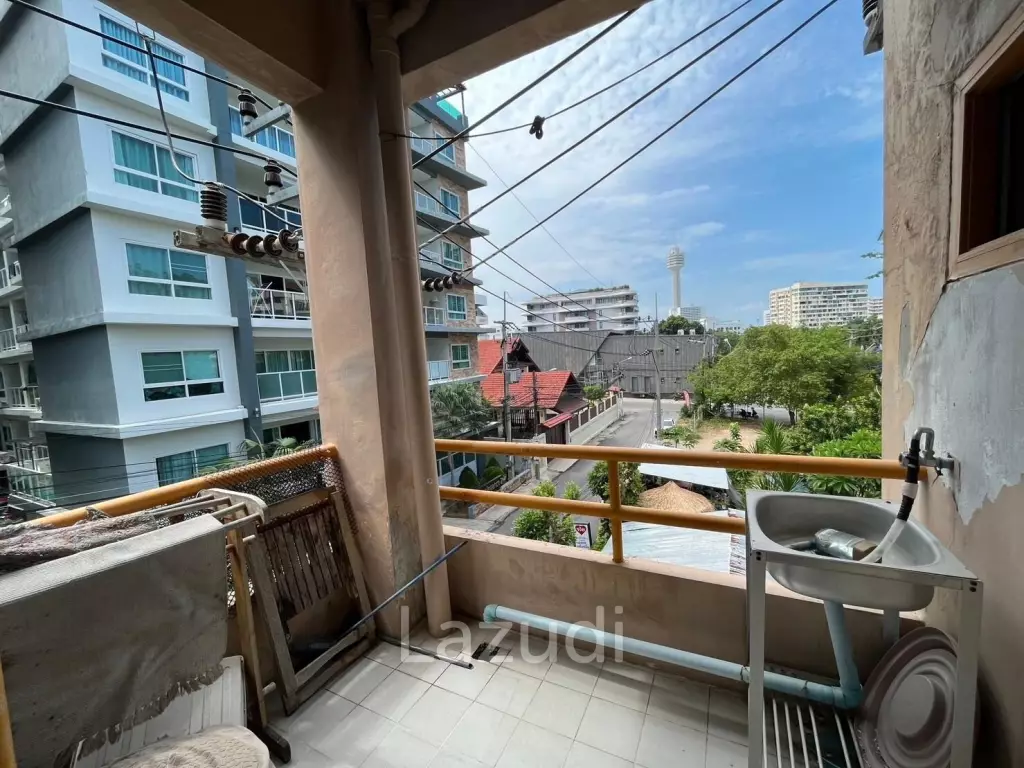 Studio 1 Bath 25.19 SQ.M Ruamchok Condo View