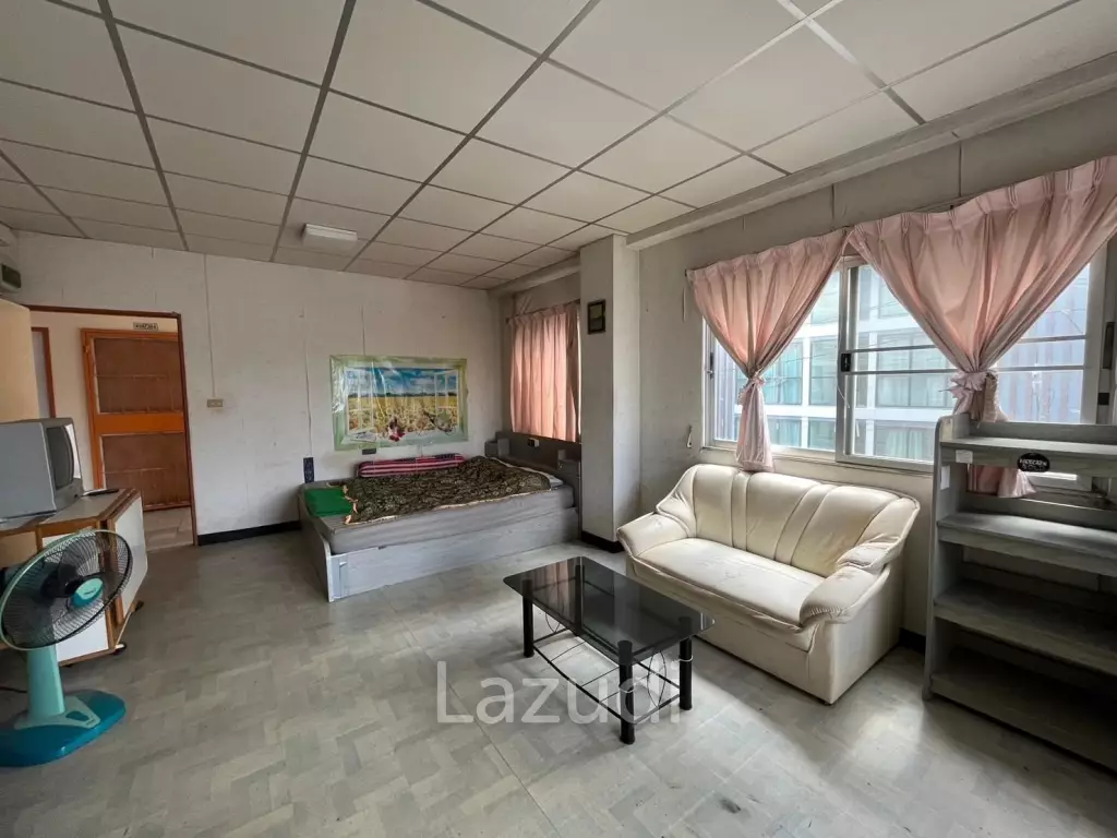 Studio 1 Bath 25.19 SQ.M Ruamchok Condo View
