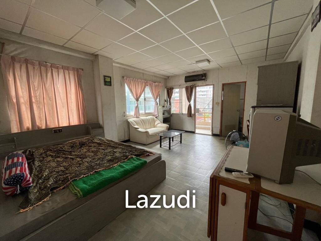 Studio 1 Bath 25.19 SQ.M Ruamchok Condo View