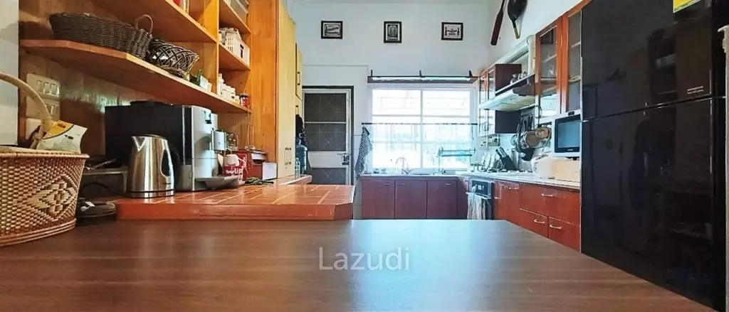 4 Bedrooms House for Sale in Khao Noi