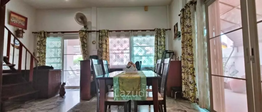 4 Bedrooms House for Sale in Khao Noi