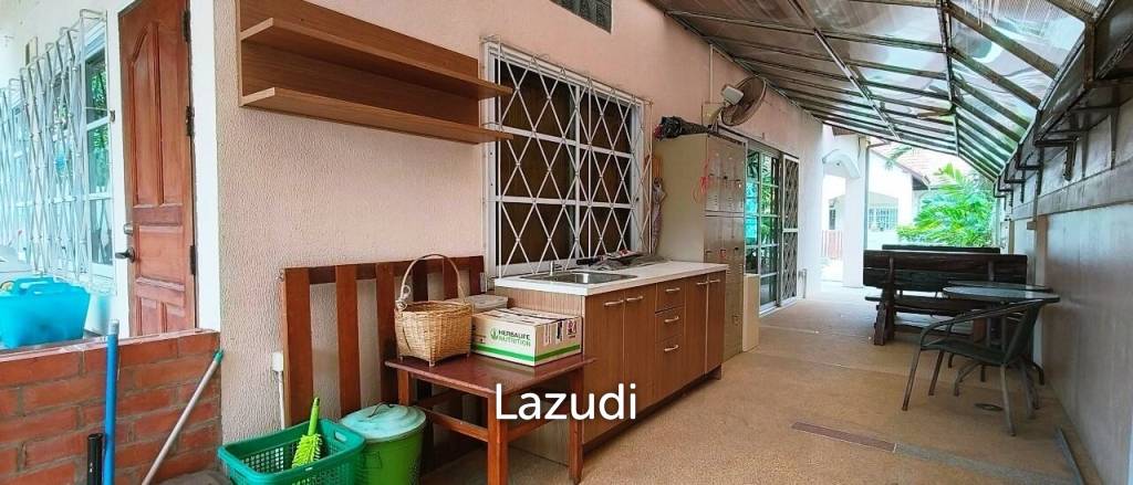 4 Bedrooms House for Sale in Khao Noi