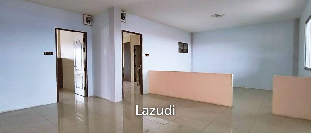 4 Storey Building for Sale in Khao Noi