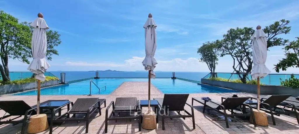 2 Bed 2 Bath 92 SQ.M Wong Amat Tower