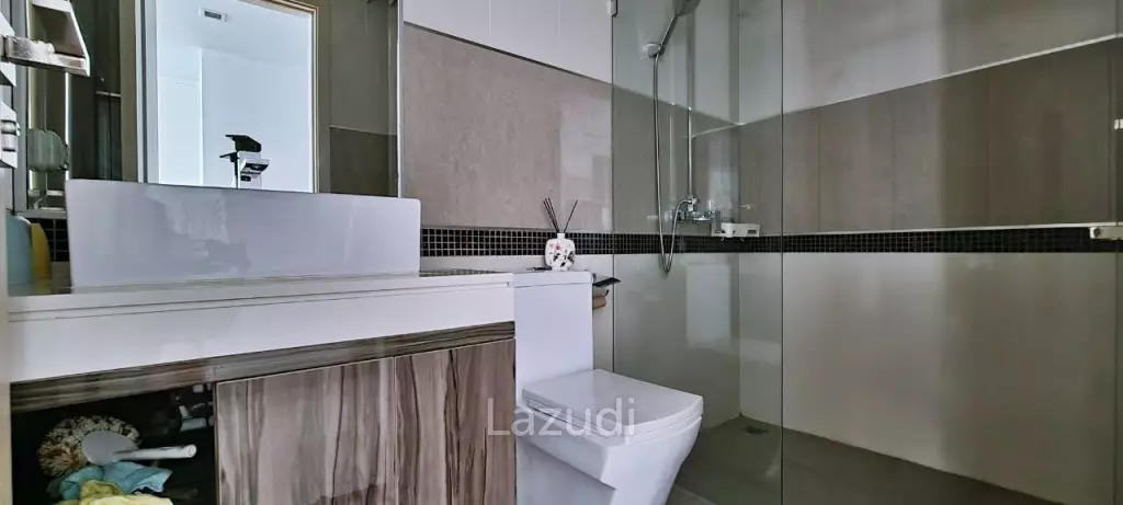 2 Bed 2 Bath 92 SQ.M Wong Amat Tower