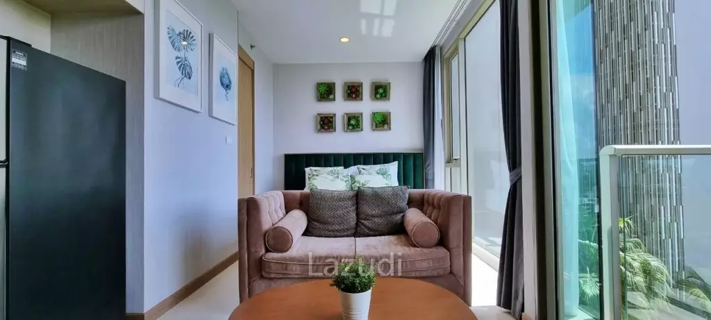 Studio 1 Bath 27 SQ.M The Riviera Wongamat Beach